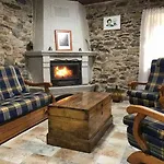 A Casa Da Zalaroia, Amantes De La Naturaleza Semesterbostad Momán