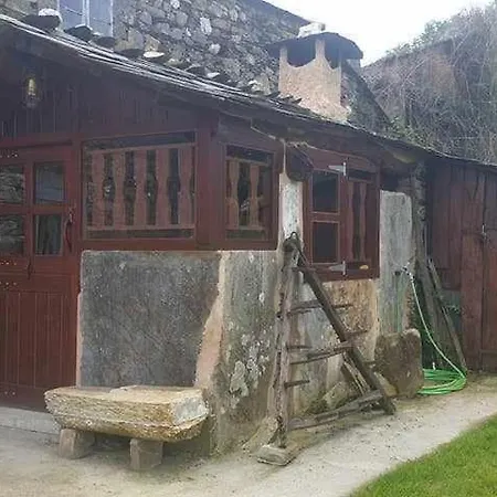 A Casa Da Zalaroia, Amantes De La Naturaleza Momán