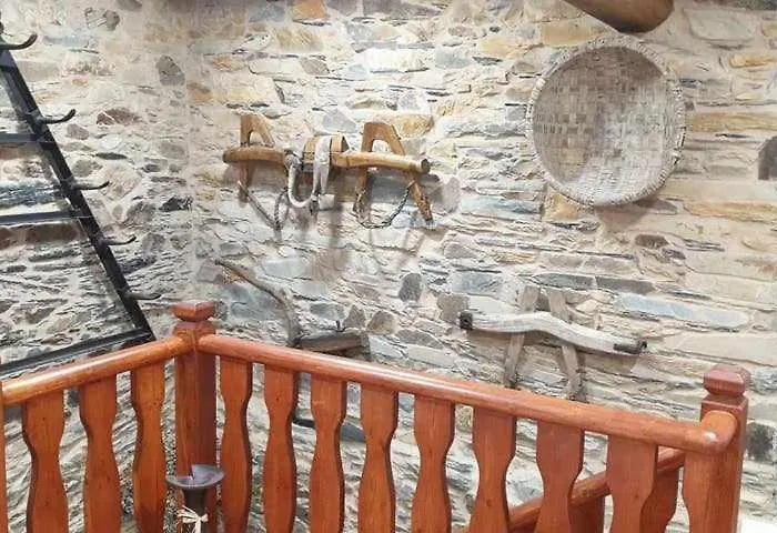 A Casa Da Zalaroia, Amantes De La Naturaleza Holiday home Moman